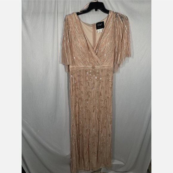 NWT $698 Mac Duggal [ 14 ] Embellished Cap Sleeve Cape Trumpet Gown‎ Blush - Picture 8 of 16